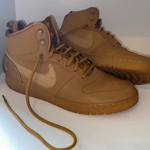 NIKE Mens Court Borough Mid Winter